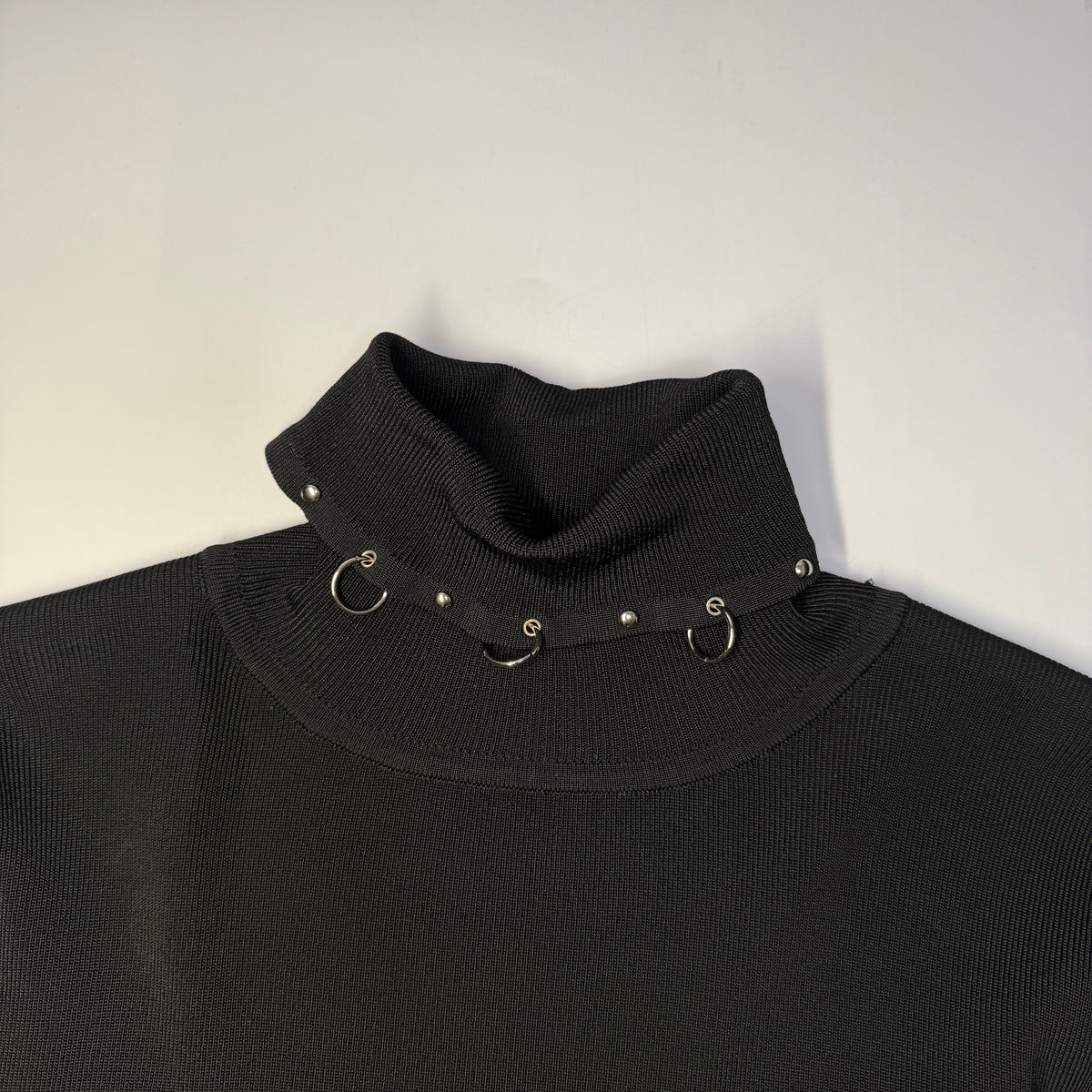 Y2K Carina Grunge Studded L/S Top L Black