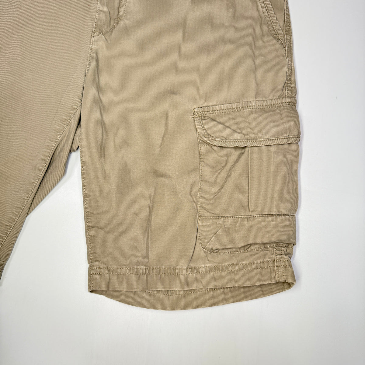 VTG Calvin Klein Shorts 32" Olive