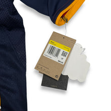 Load image into Gallery viewer, NWT Nike Total 90 Jersey S