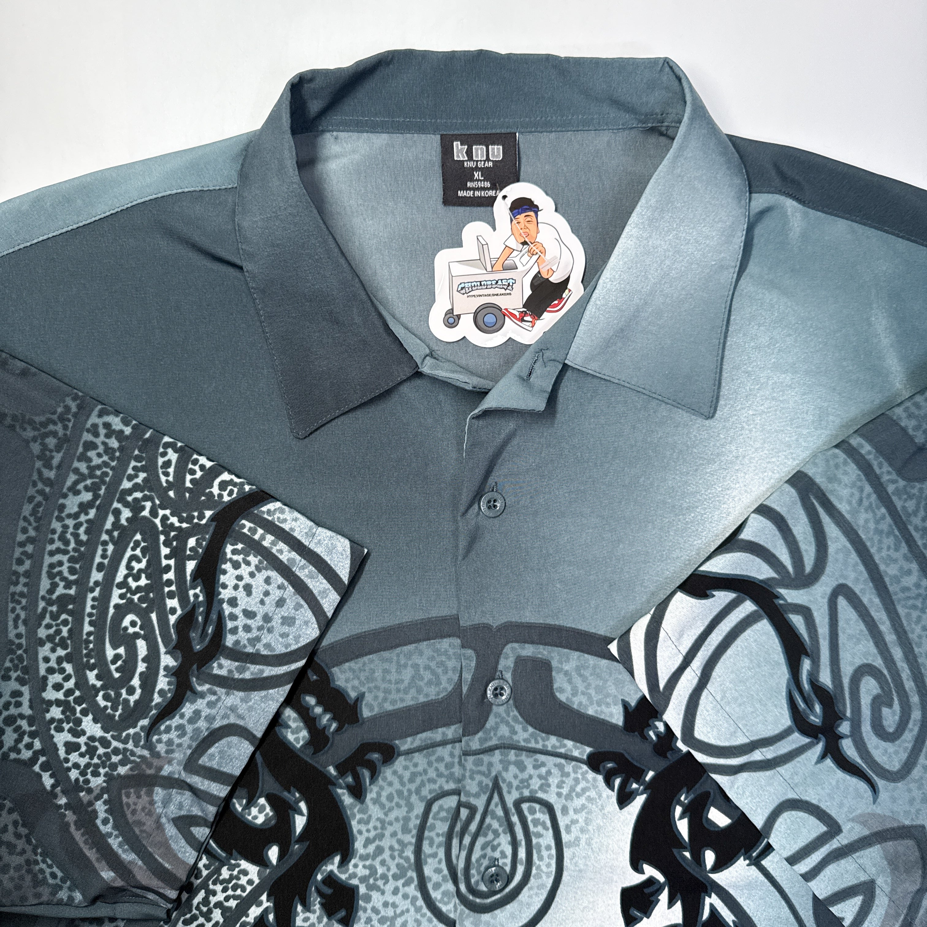 Y2K Neo Tribal Dragon Button Up XL/2XL