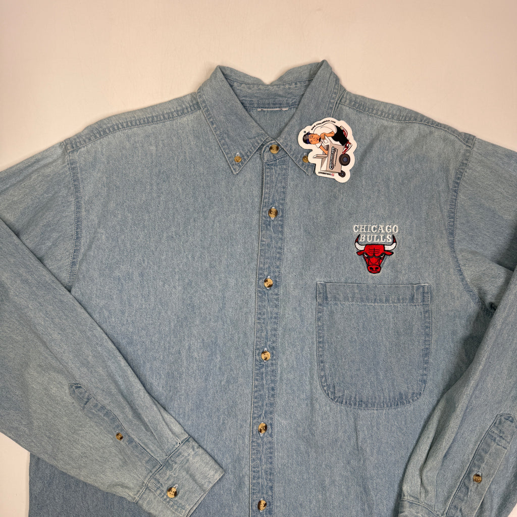 VTG Chicago Bulls Embroidered Denim L/S Button Up M