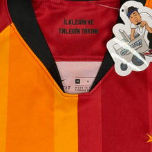Load image into Gallery viewer, 2019 Galatasaray Jersey M