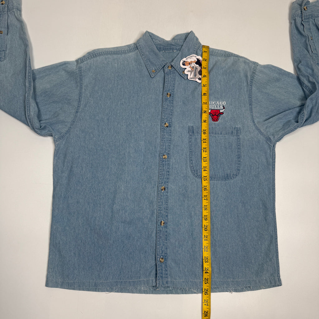 VTG Chicago Bulls Embroidered Denim L/S Button Up M