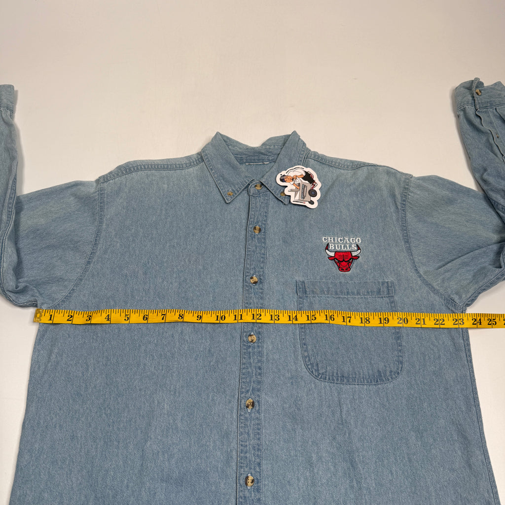 VTG Chicago Bulls Embroidered Denim L/S Button Up M