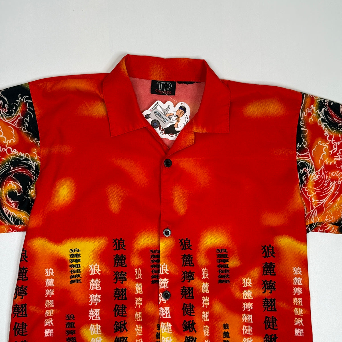 Y2K TD Asian Inspired Waves Button Up L Red