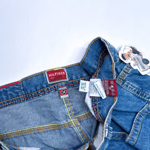 Load image into Gallery viewer, Y2K Tommy Hilfiger Denim Jorts 34