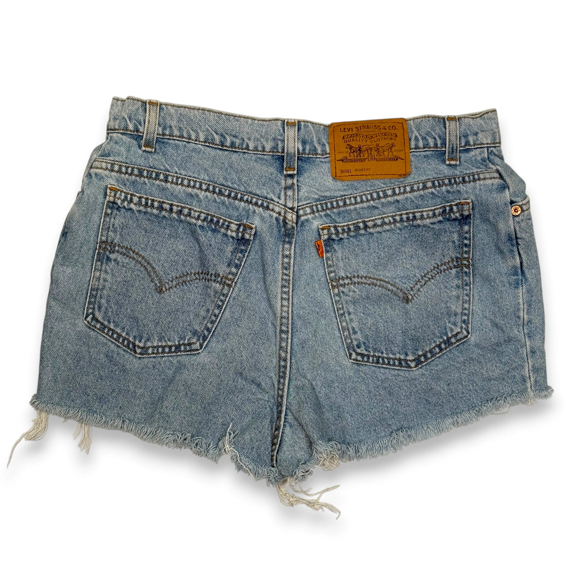 VTG Levis Relaxed Fit Orang Tab Shorts 31"