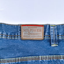 Load image into Gallery viewer, Y2K Tommy Hilfiger Denim Jorts 34