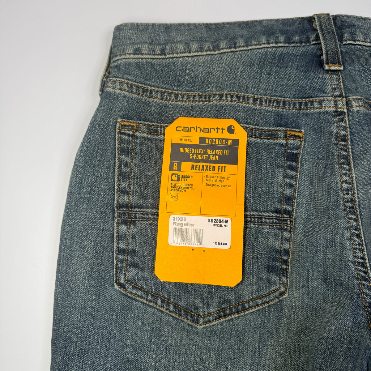 NWT Carhartt Relaxed Straight Rugged Flex Jeans 31" Superior