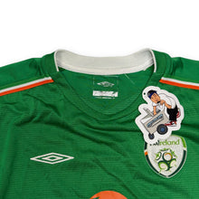 Load image into Gallery viewer, 2004 Umbro Ireland Kids Jersey