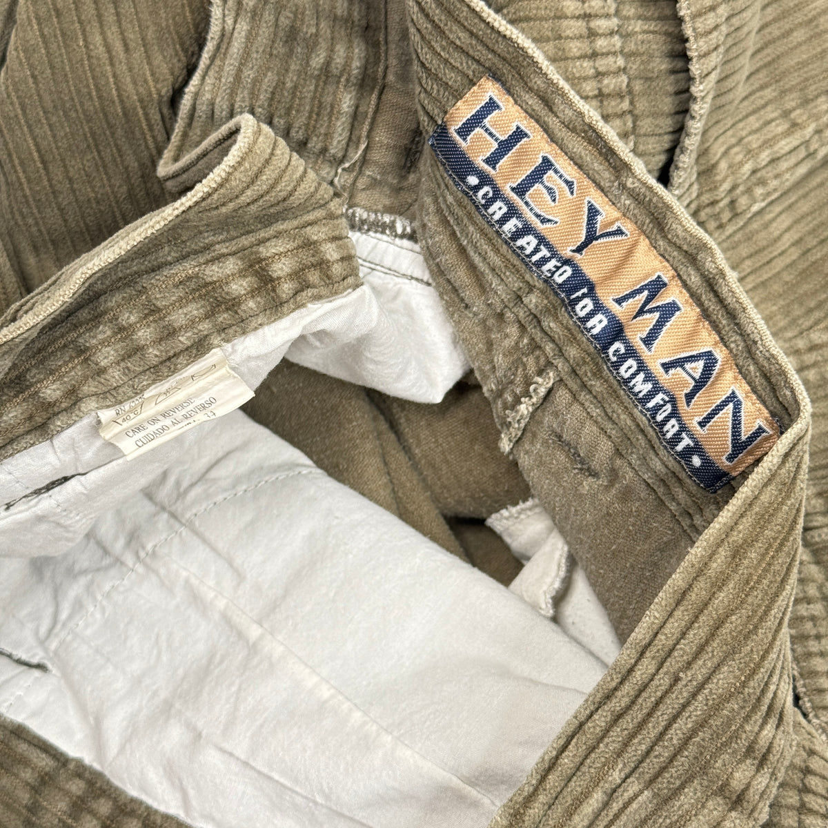 VTG Hey Man Corduroy Shorts 32" Olive