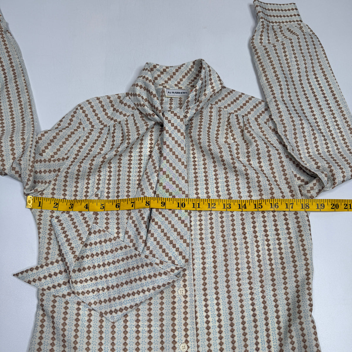 VTG Jo Matthews Floral Stripe Secretary Blouse Pussyow Secretary Blouse S/M Beige
