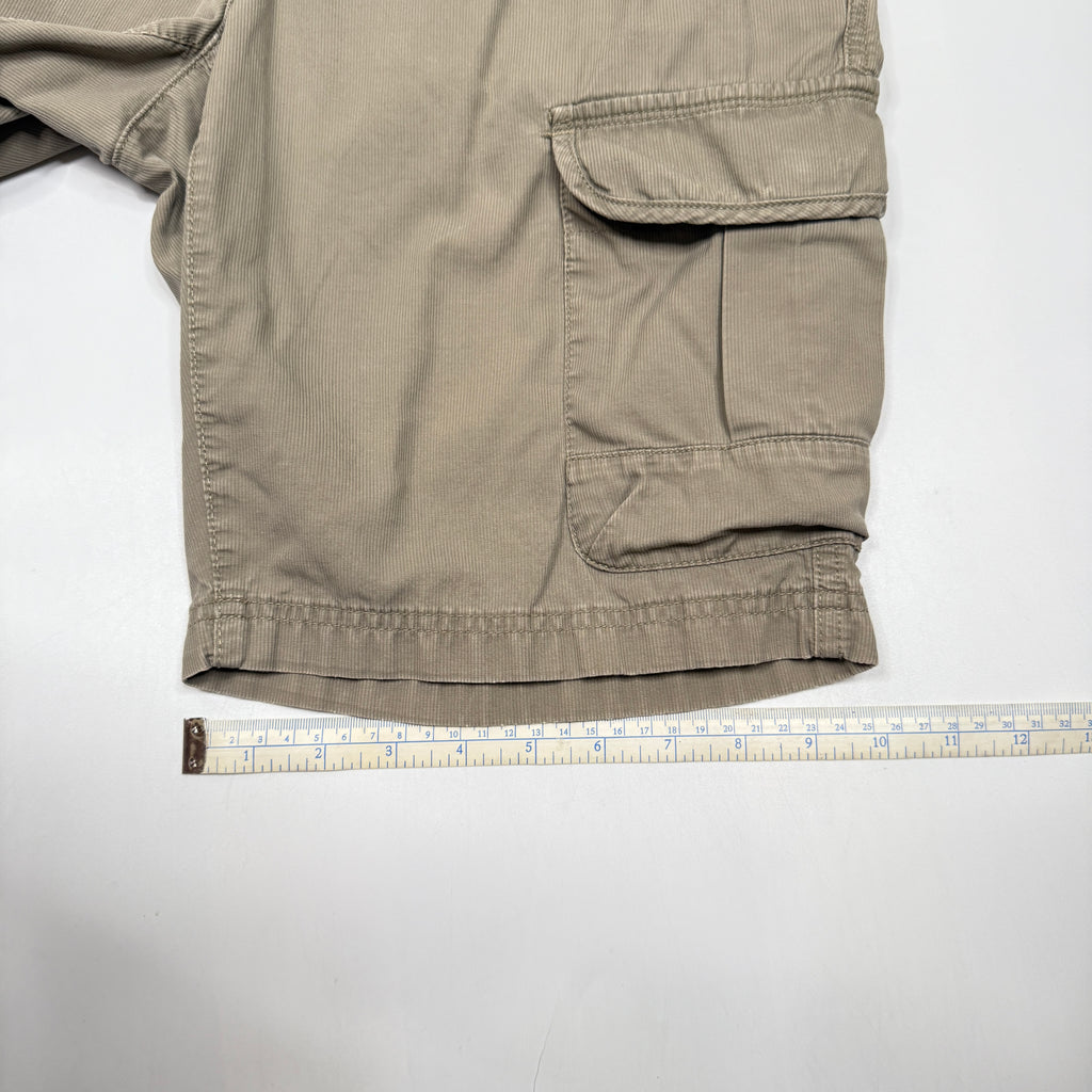 VTG Calvin Klein Shorts 32" Olive