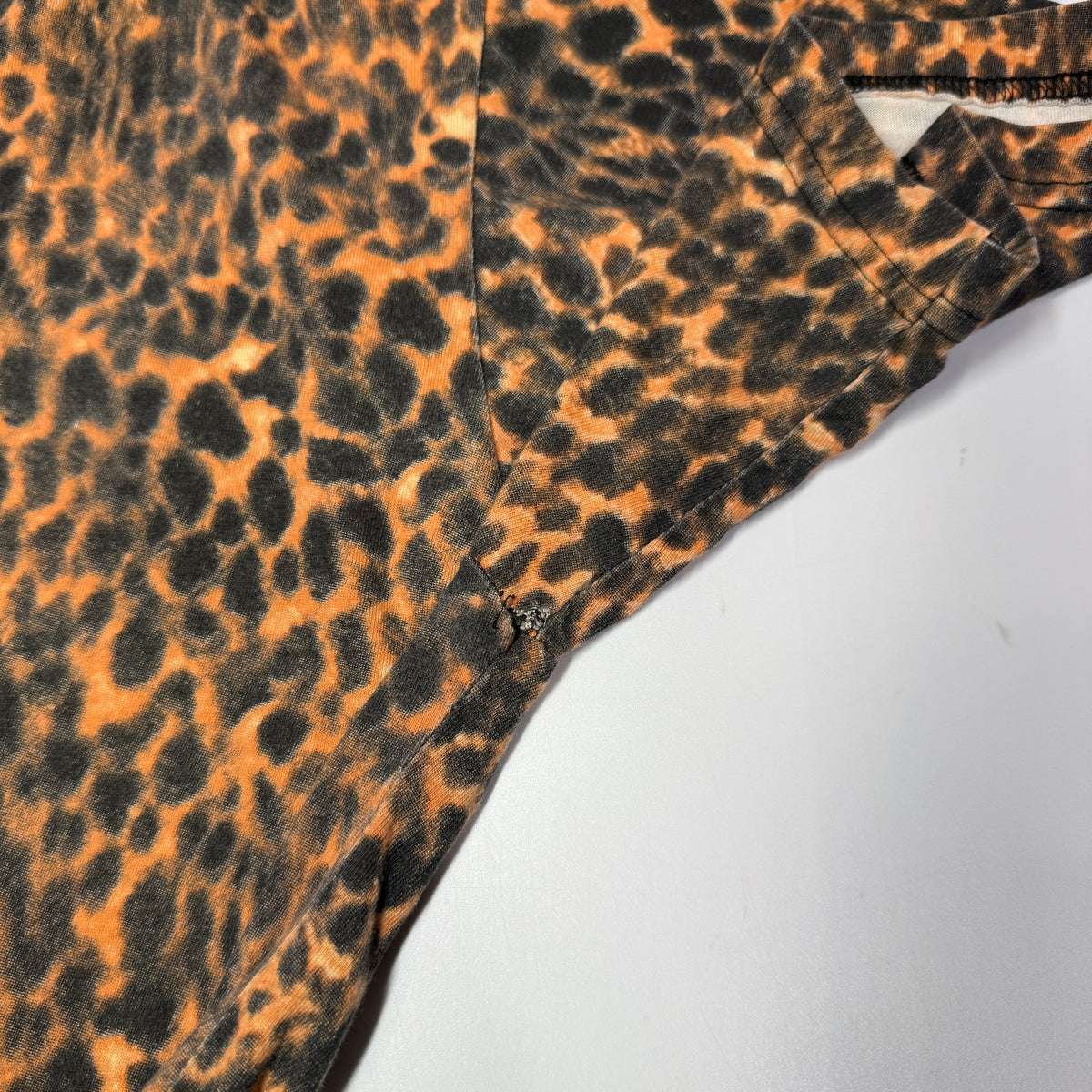 VTG Gloria Estefan AOP Leopard Incredible T Shirt L