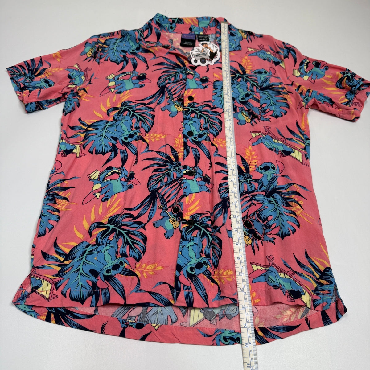 Disney Stitch Hawaiian Rayon Button Up M
