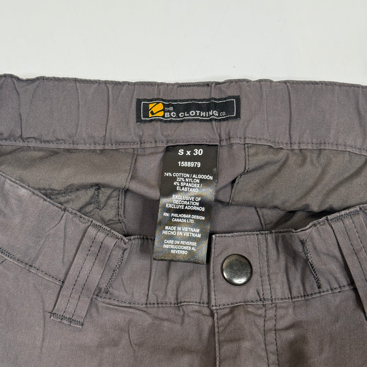 Y2K No Boundaries Outdoor Utility Cut Off Pants 34"