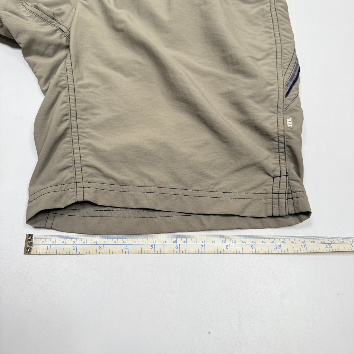 REI Co-Op Outdoor Hiking Shorts 30"