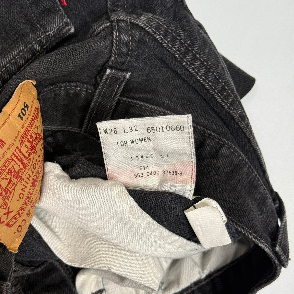 VTG Levis 501 High Rise Straight Leg Jeans 25" XS Black