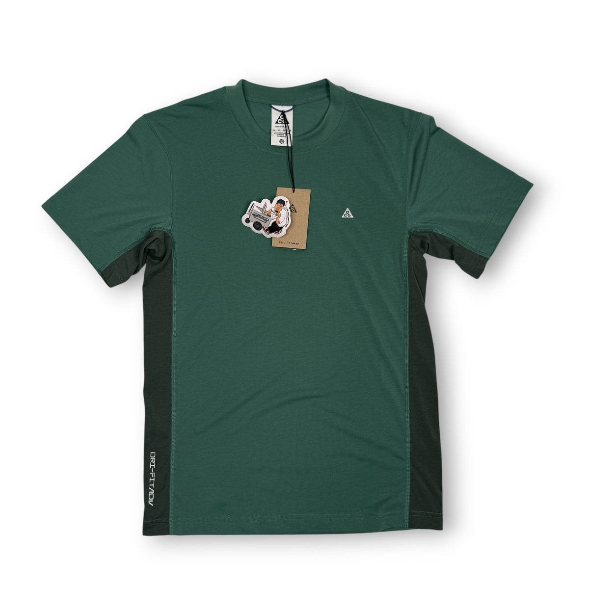 NWT Nike ACG Dri Fit Adv T Shirt XL Green