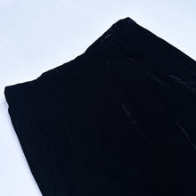 Load image into Gallery viewer, VTG Black Velour Midi Pencil Skirt S/M 30"