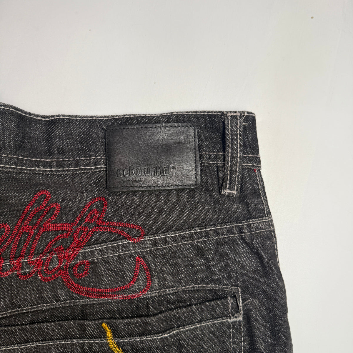 Ecko Unltd Dragon Baggy Fit Embroidered Denim Jeans Black