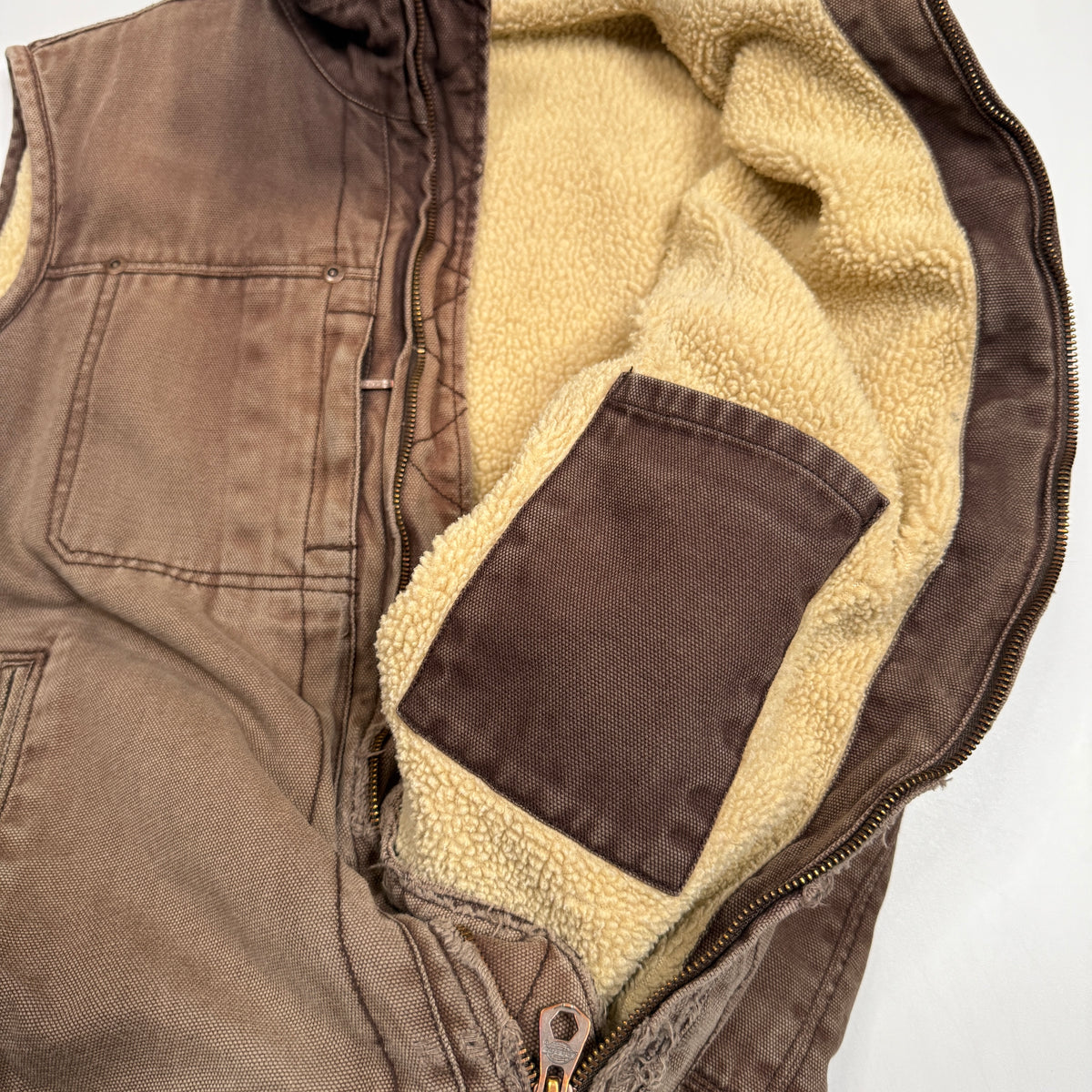Dickies Distressed Sherpa Lined Vest S Brown