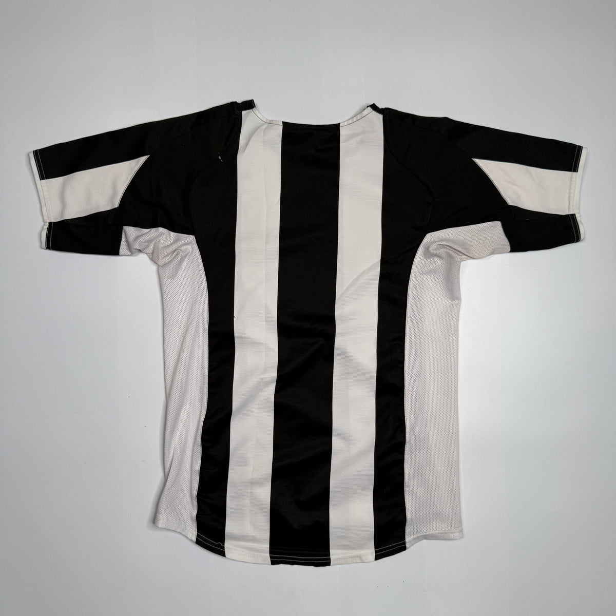 2004 Nike Juventus Jersey XS/S