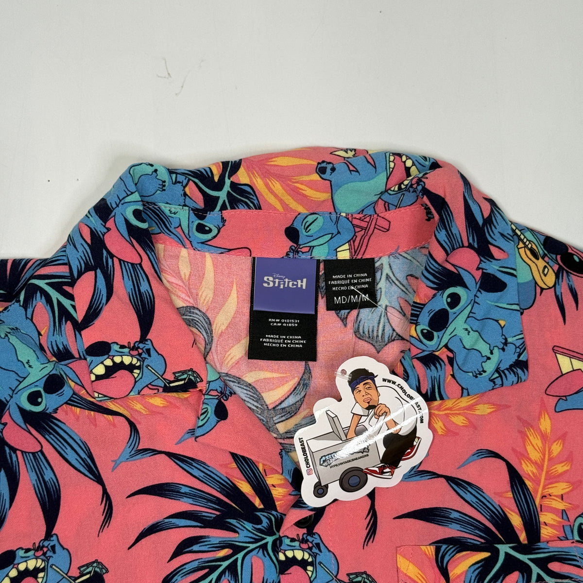 Disney Stitch Hawaiian Rayon Button Up M