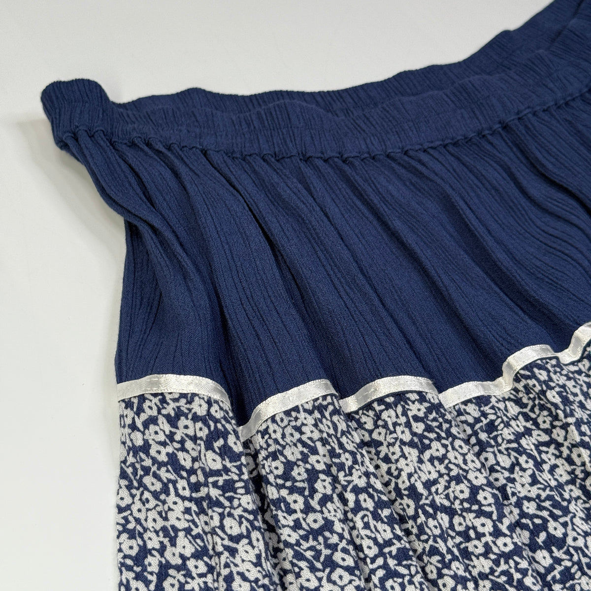 VTG Cathy Daniels Navy Floral Tiered Midi Skirt 35" L/XL