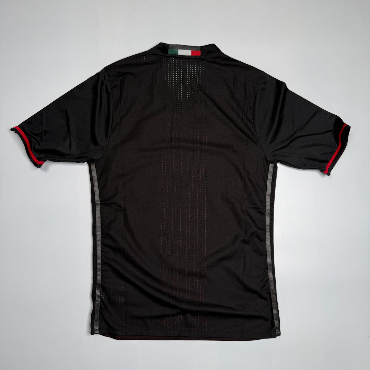 2016 Adidas AC Milan Jersey M