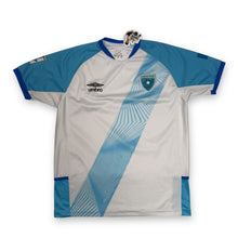 Load image into Gallery viewer, 2019 Umbro Guatemala Jersey L