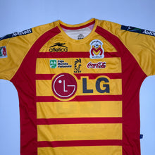 Load image into Gallery viewer, 2004 Atletica Morelia Monarcas Jersey L