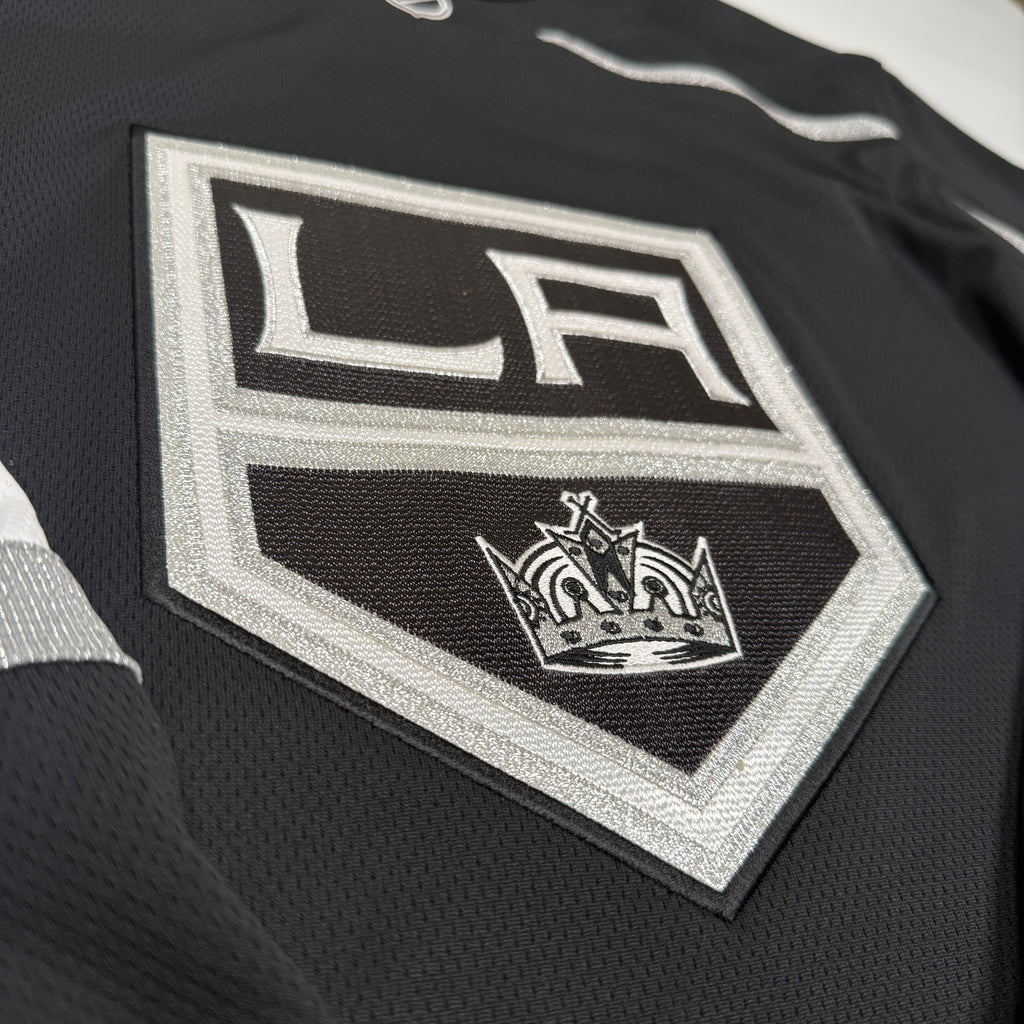 NWT 2020 Fanatics LA Kings Hockey Jersey M Home