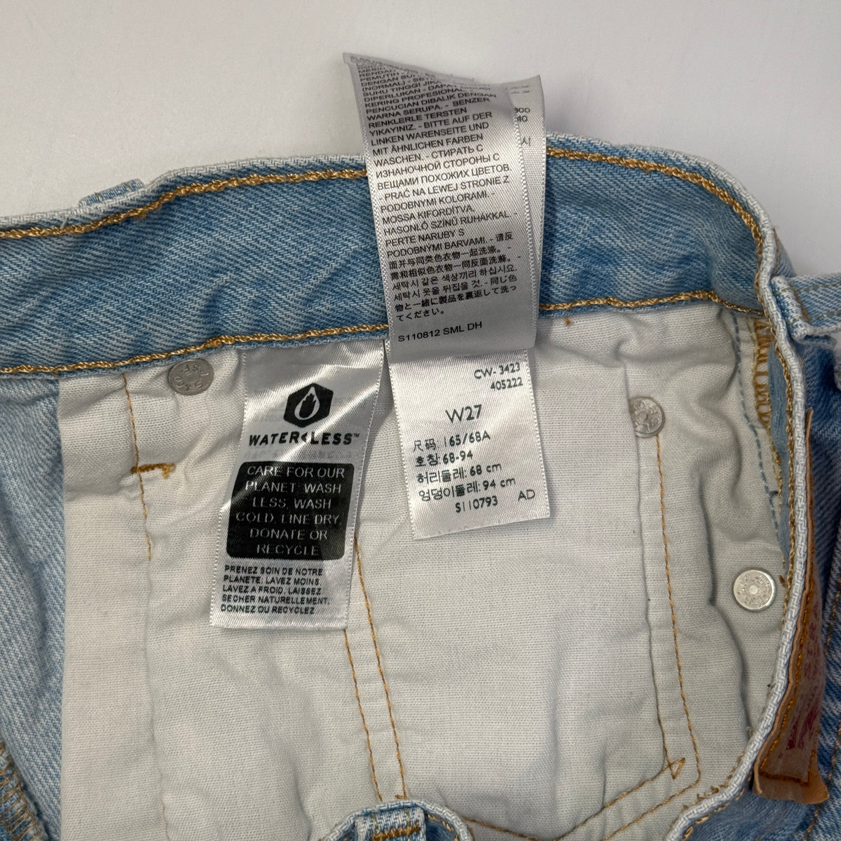 501 Levis Distressed Denim Shorts 28" S/M