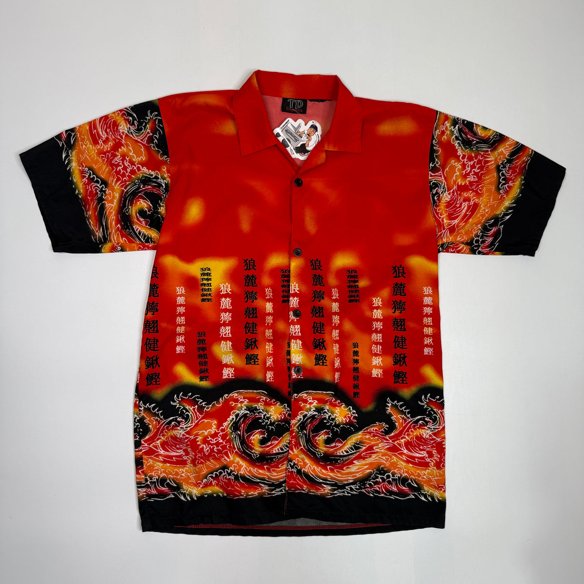 Y2K TD Asian Inspired Waves Button Up L Red