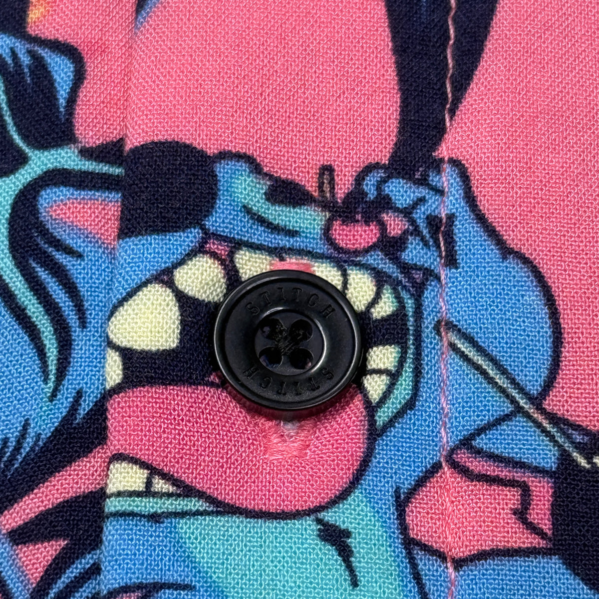 Disney Stitch Hawaiian Rayon Button Up M