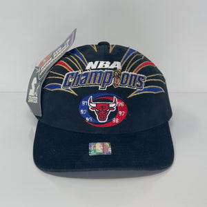 NWT Chicago Bulls Champions 3 Peat Strapback Hat