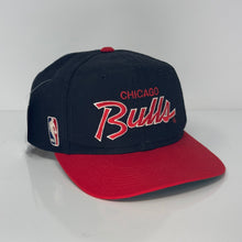 Load image into Gallery viewer, VTG Chicago Bulls Script Snapback Black Hat