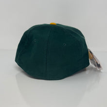 Load image into Gallery viewer, VTG Oakland As Wool Diamond Fitted Hat By New Era