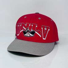 Load image into Gallery viewer, VTG UNLV Top of the World Snap Back Red Hat