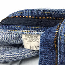 Load image into Gallery viewer, VTG MR Lee High Waisted Denim Jeans 14/32